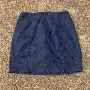 AKIRA blue snake print mini skirt